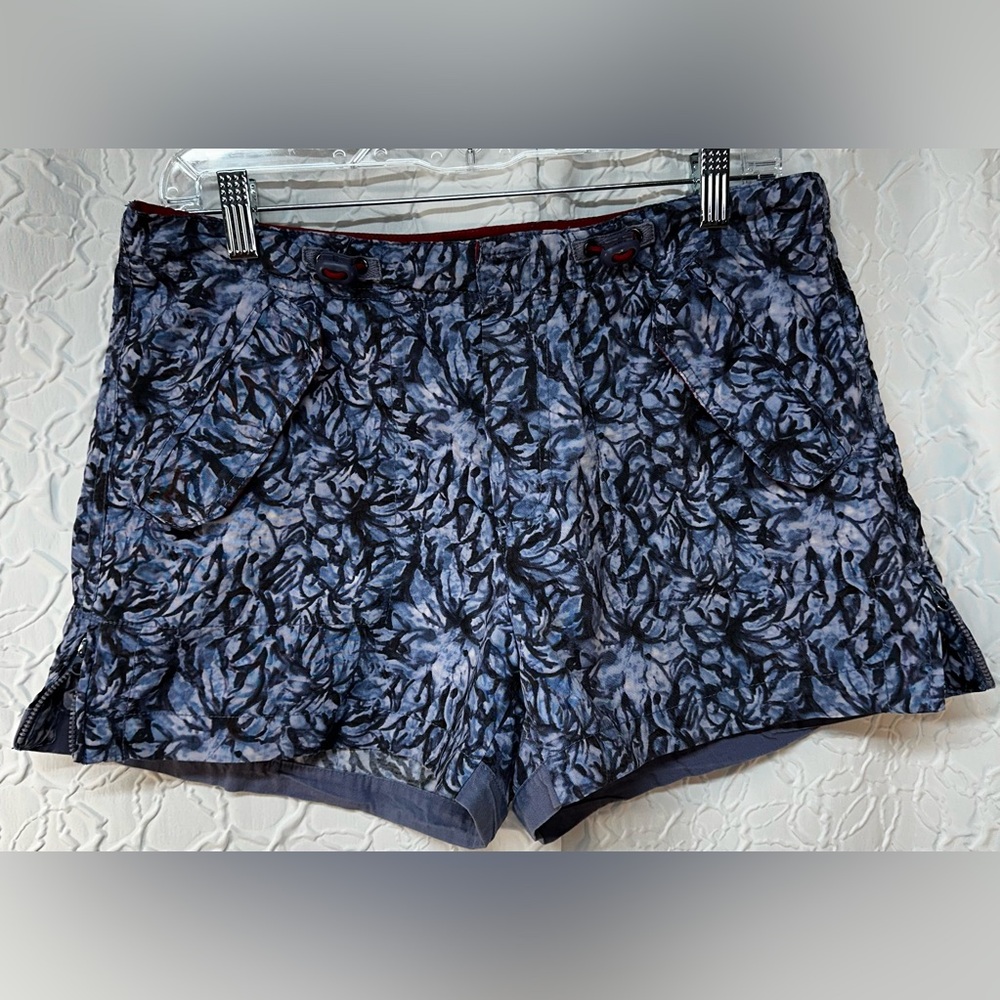 American Eagle Outfitters-Women’s Blue Patterned Beach/Swim Shorts (6)